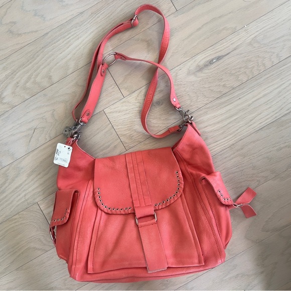 NWT Free People We The Free Leigh Distressed Leather Hobo Bag in Coral Pink - Picture 4 of 10